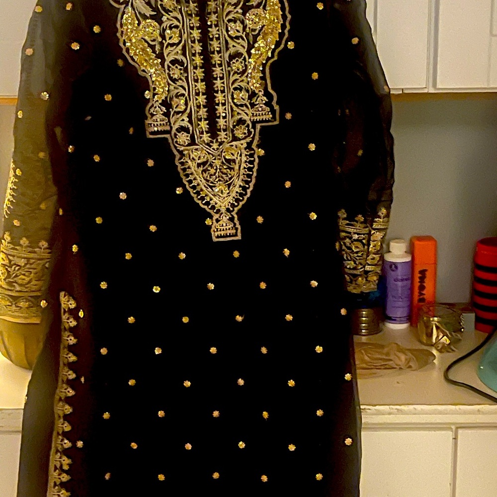 Fancy wear Pakistani